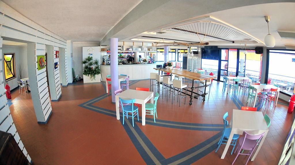 Hotel Il Delfino San Vincenzo Exteriör bild