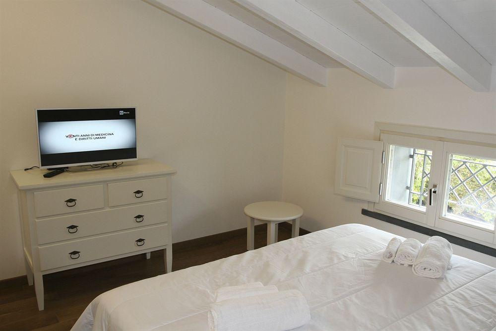 Hotel Il Delfino San Vincenzo Exteriör bild